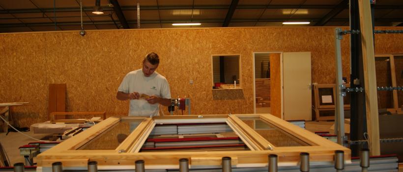 Montage porte et fenetre bois, bois aluminium | Eurofen